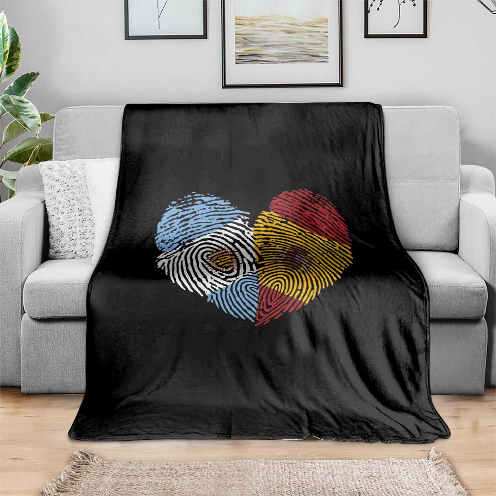 Argentina Spain Flag Mixed Roots Fingerprint Heart Graphic Throw Blanket Argentine Spanish Dual Heritage Hispanic Pride Match Day TS02 Print Your Wear