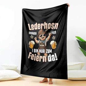 Funny Cute Boy Lederhosen Oktoberfest Throw Blanket Lederhosn I Bin Nur Zum Feiern Da Party TS02 Print Your Wear