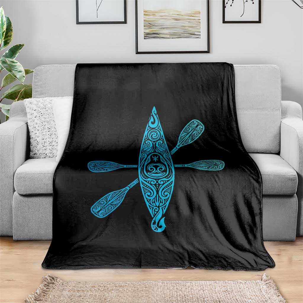 Polynesian Tribal Kayak Graphic Throw Blanket Maori Pattern Water Sports Cyan Gradient Paddling