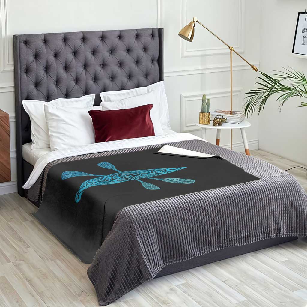 Polynesian Tribal Kayak Graphic Throw Blanket Maori Pattern Water Sports Cyan Gradient Paddling