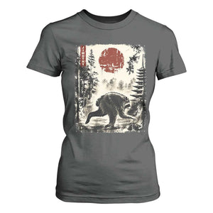 Jimothy the Raccoon Japanese Ukiyo-e Style Vintage Graphic T Shirt For Women Viral Seattle Trash Panda Feral Legend Supporter