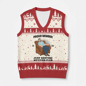 Funny Napping Dad Sleepy Grandpas and Fathers V-Neck Knit Sweater Vest Proud Member Of The Just Resting My Eyes Club Armchair Cartoon Graphic