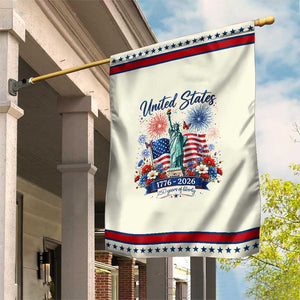 250th Anniversary USA Garden Flag Patriotic Liberty Floral 250 Years American 4th July 1776 2026 TS10 Modern Beige Red Print Your Wear