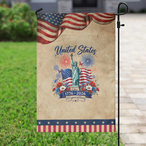 250th Anniversary USA Garden Flag Patriotic Liberty Floral 250 Years American 4th July 1776 2026 TS10 Vintage Rustic Tan Navy Print Your Wear