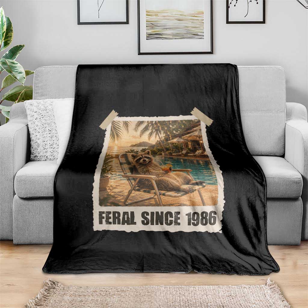 Funny Raccoon Feral Since 1986 40th Birthday Throw Blanket Vintage 40 Year Old Gift
