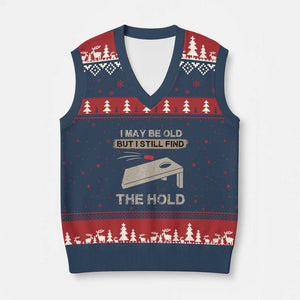 I May Be Old But I Still Find The Hole Cornhole V-Neck Knit Sweater Vest Funny Old Man Saying TS10 Navy Red Print Your Wear