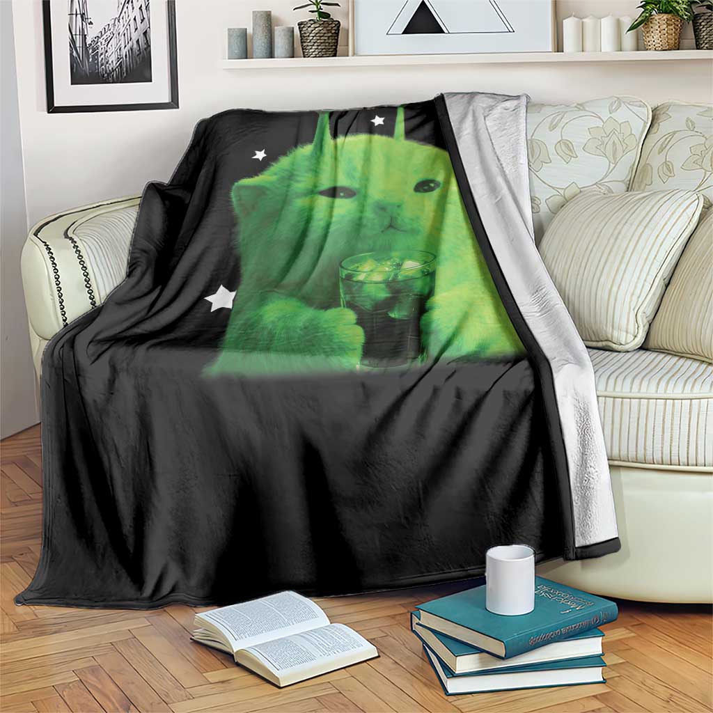 Funny Alien Cat Meme Throw Blanket Funny Kitten 90s Retro Vintage Graphic Weird Cats Y2k TS10 Print Your Wear