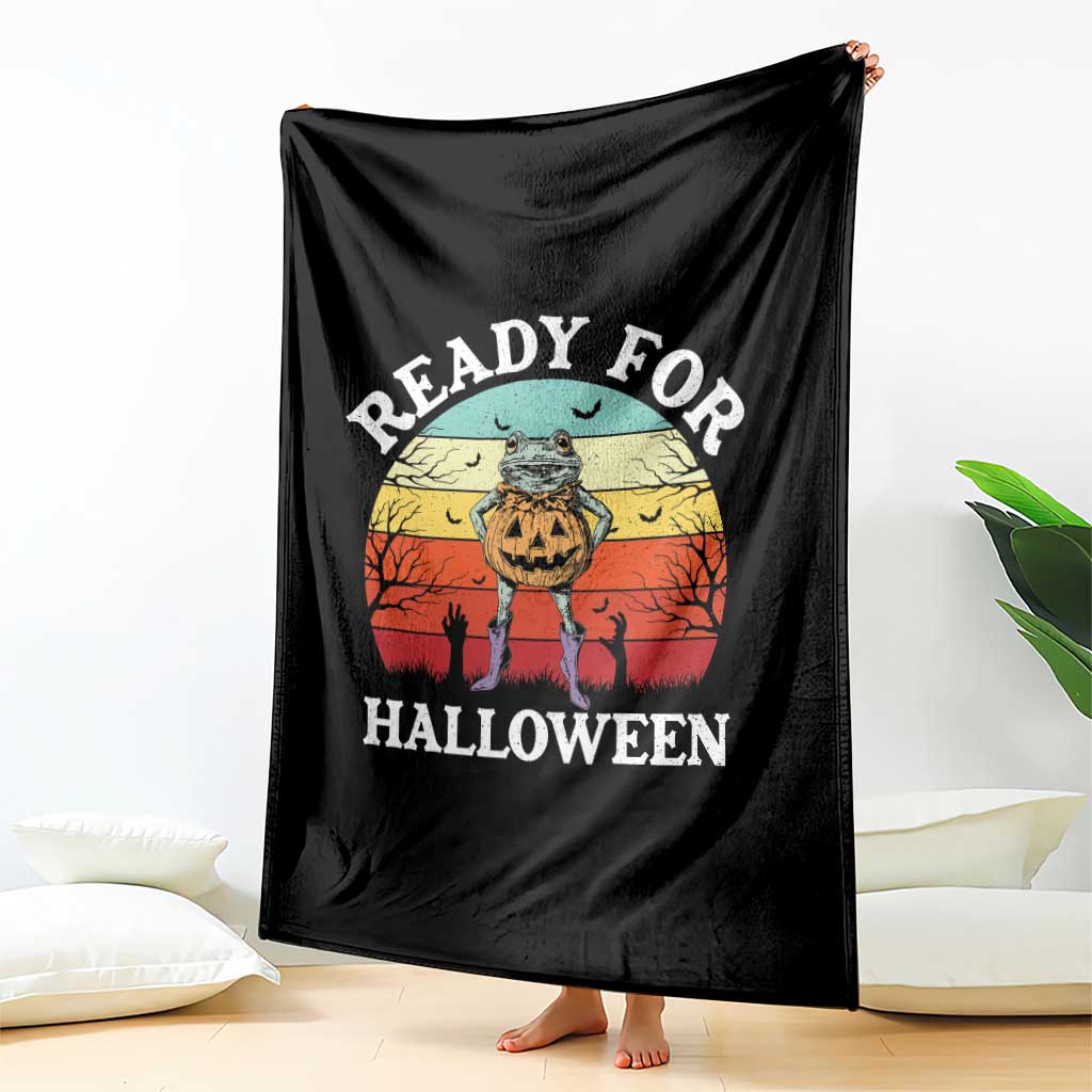 Funny Halloween Frog Throw Blanket Retro Spooky Season Funny Frogs Costume TS10 Print Your Wear