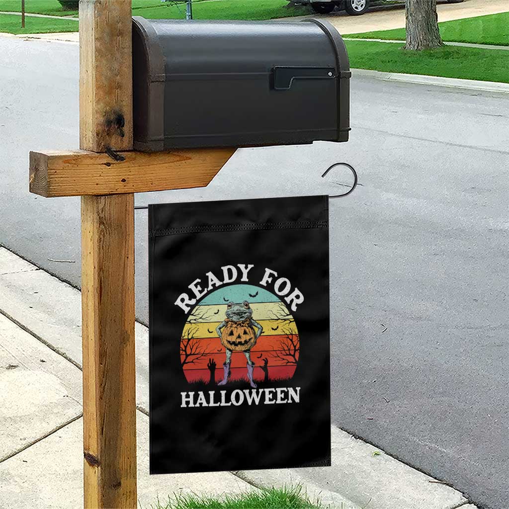 Funny Halloween Frog Garden Flag Retro Spooky Season Funny Frogs Costume TS10 Print Your Wear