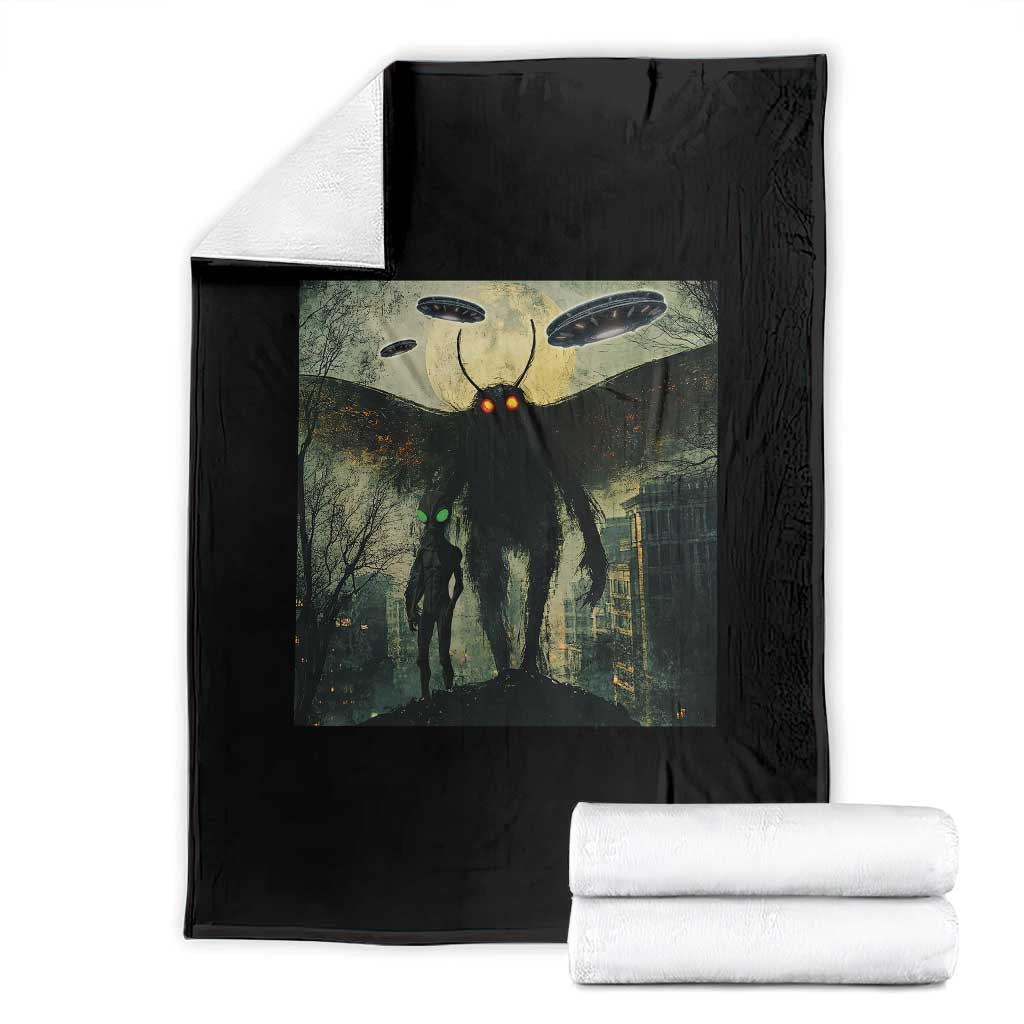 Mothman Aliens Throw Blanket Funny Cryptid Alien UFO TS10 Black Print Your Wear