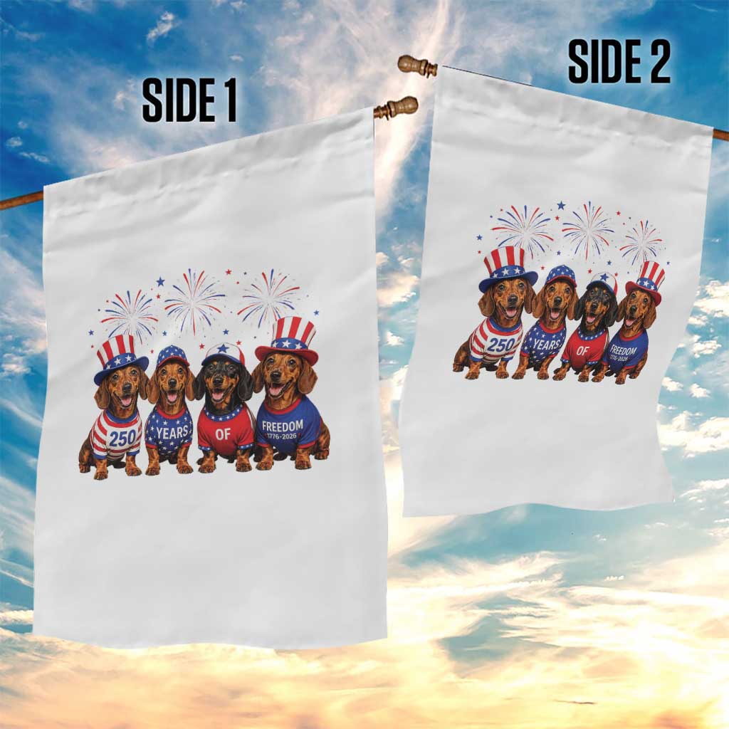 Vintage Patriotic Dachshund 250 Anniversary USA Garden Flag Freedom 250 Years Weiner Dog Lovers Dad Mom