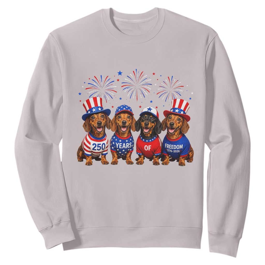 Vintage Patriotic Dachshund 250 Anniversary USA Sweatshirt Freedom 250 Years Weiner Dog Lovers Dad Mom