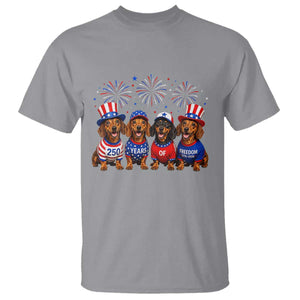 Vintage Patriotic Dachshund 250 Anniversary USA T Shirt Freedom 250 Years Weiner Dog Lovers Dad Mom