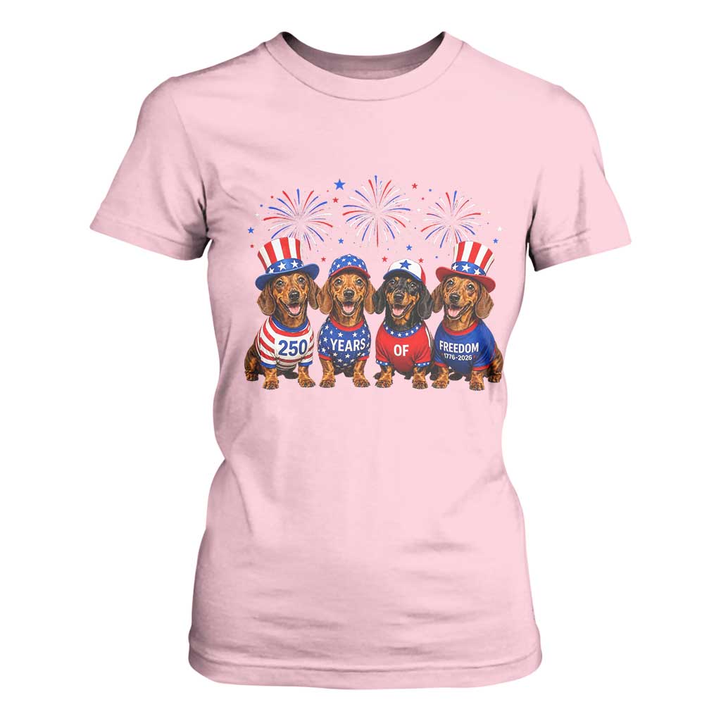 Vintage Patriotic Dachshund 250 Anniversary USA T Shirt For Women Freedom 250 Years Weiner Dog Lovers Dad Mom