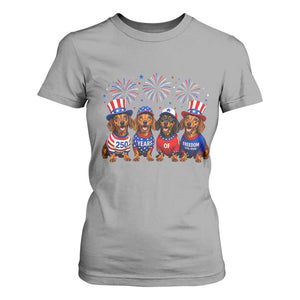 Vintage Patriotic Dachshund 250 Anniversary USA T Shirt For Women Freedom 250 Years Weiner Dog Lovers Dad Mom