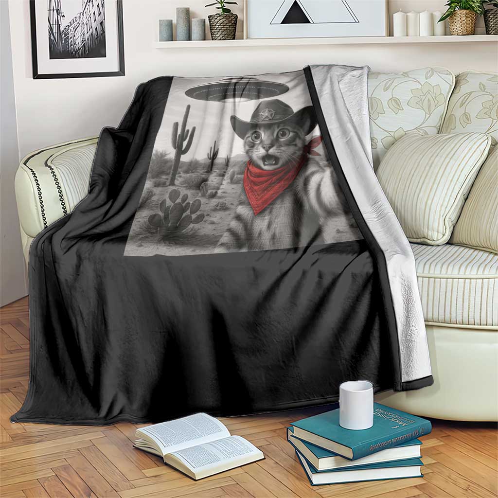 Vintage UFO Cowboy Cat Throw Blanket Retro 90s Western Rodeo Kitten Cat Selfie With Alien UFO TS10 Print Your Wear
