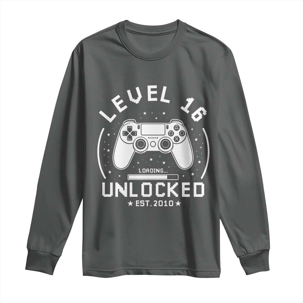 Level 16 Unlocked Video Gamer 16th Birthday Gift Long Sleeve Shirt Vintage 2010 16 Year Old Gift