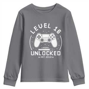 Level 16 Unlocked Video Gamer 16th Birthday Gift Youth Sweatshirt Vintage 2010 16 Year Old Gift