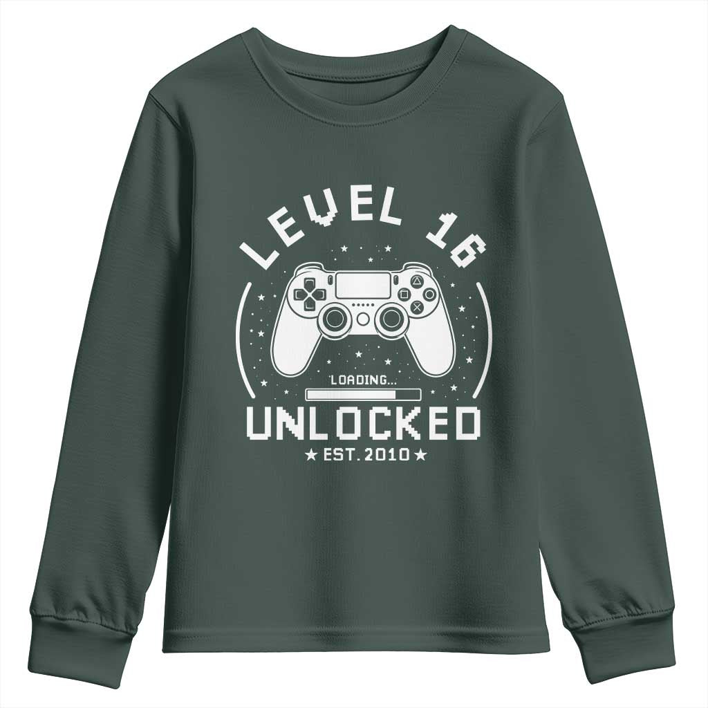 Level 16 Unlocked Video Gamer 16th Birthday Gift Youth Sweatshirt Vintage 2010 16 Year Old Gift