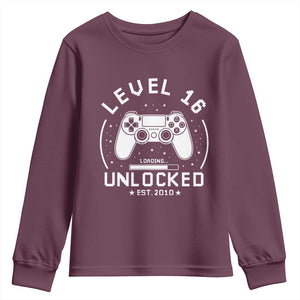 Level 16 Unlocked Video Gamer 16th Birthday Gift Youth Sweatshirt Vintage 2010 16 Year Old Gift