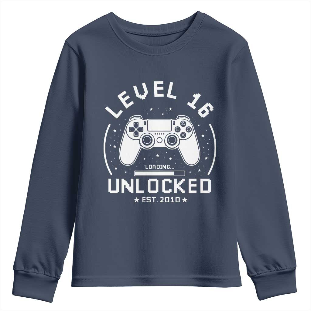 Level 16 Unlocked Video Gamer 16th Birthday Gift Youth Sweatshirt Vintage 2010 16 Year Old Gift