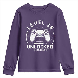 Level 16 Unlocked Video Gamer 16th Birthday Gift Youth Sweatshirt Vintage 2010 16 Year Old Gift