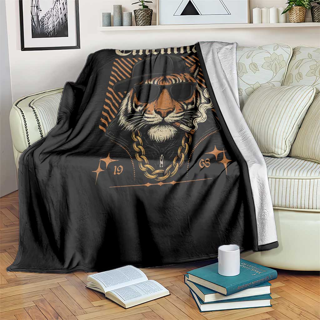 Cincinnati Tiger Throw Blanket Retro Vintage Mascot Sports Fan TS10 Print Your Wear