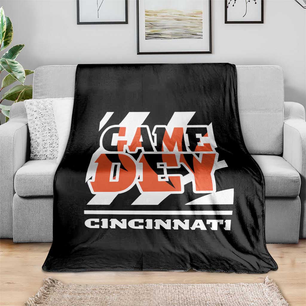 Cincinnati Throw Blanket Retro Vintage Game Dey White Stripes TS10 Print Your Wear