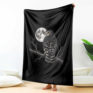 Owl Full Moon Graphic Throw Blanket Vintage Dark Academia Bird