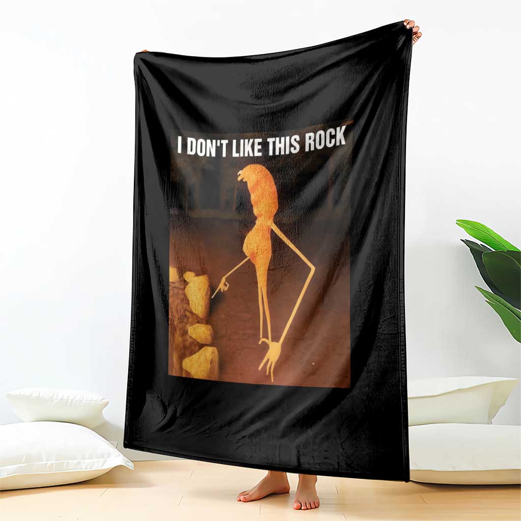 Marcus The Worm Christmas Throw Blanket I Don't Like This Rock Funny Meme TS10 Print Your Wear