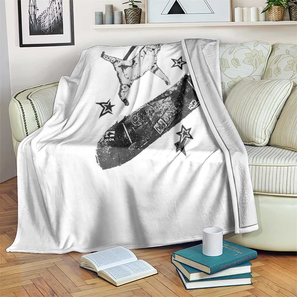 Skateboard Cat Y2K Throw Blanket Rockstar Gf Aesthetic Cat Retro Grunge Skater TS10 Print Your Wear
