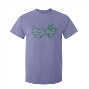 Kiss Me I'm Irish T Shirt For Kid Green Heart Locket St. Patrick's Day Pride TS10 Violet Print Your Wear