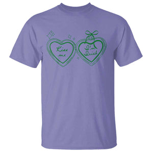 Kiss Me I'm Irish T Shirt Green Heart Locket St. Patrick's Day Pride TS10 Violet Print Your Wear