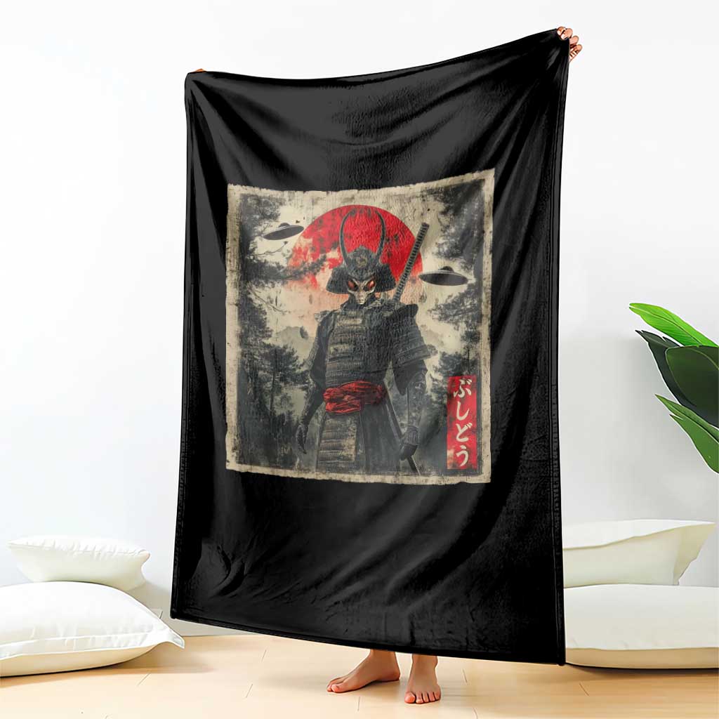 Alien Samurai Throw Blanket Vintage Japanese Art UFO Funny Ukiyo-e Warrior TS10 Print Your Wear
