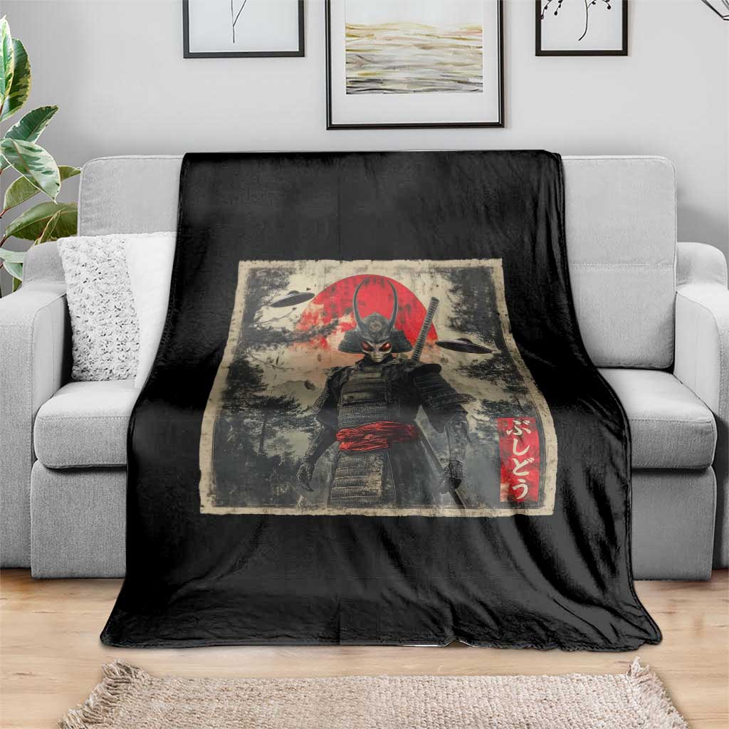 Alien Samurai Throw Blanket Vintage Japanese Art UFO Funny Ukiyo-e Warrior TS10 Print Your Wear