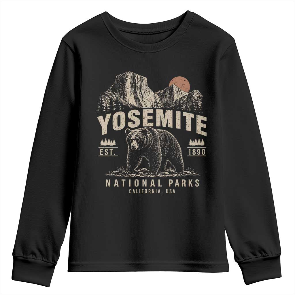 Vintage Yosemite National Park Youth Sweatshirt Retro Bear Nature Wildlife Forest TS10 Black Print Your Wear