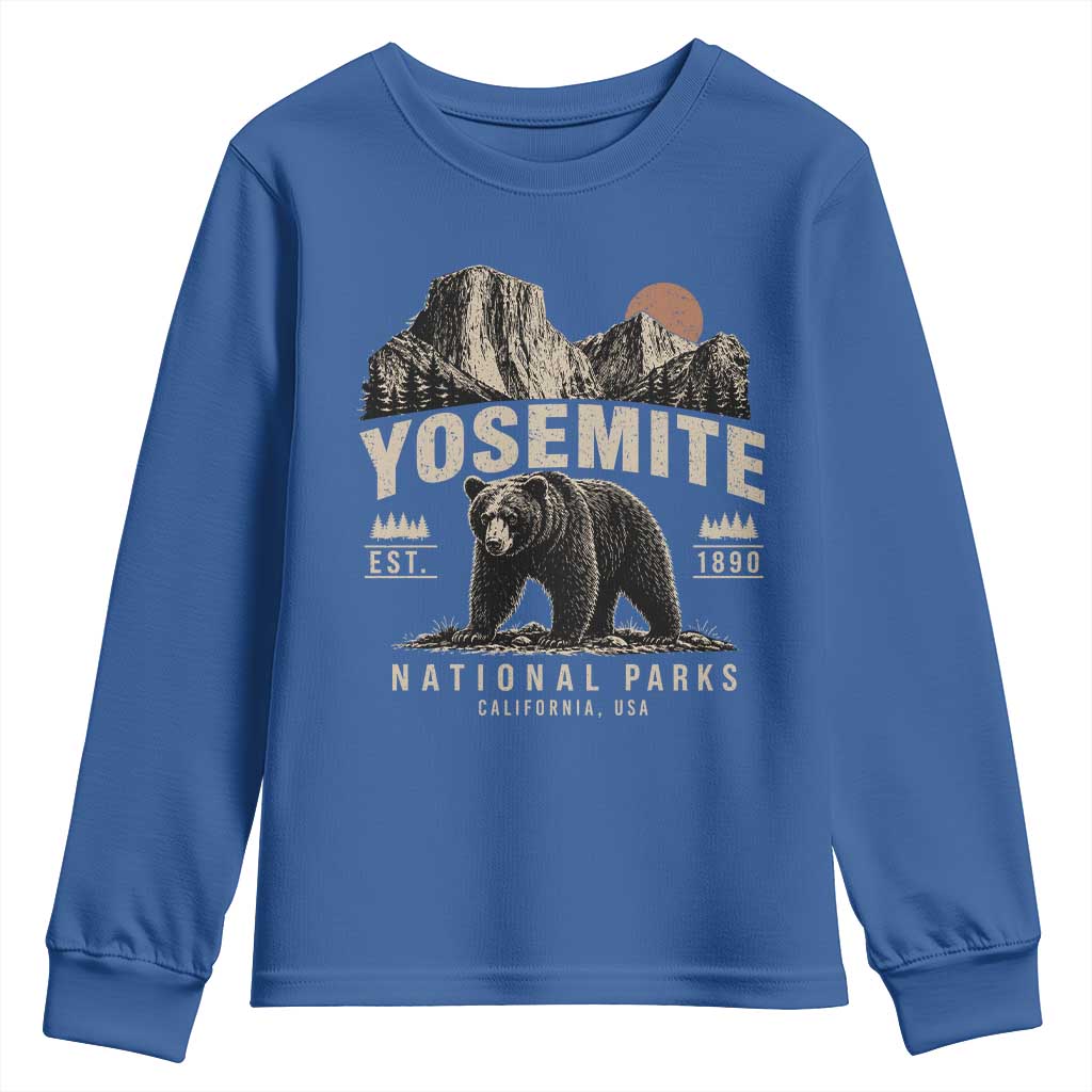 Vintage Yosemite National Park Youth Sweatshirt Retro Bear Nature Wildlife Forest TS10 Royal Blue Print Your Wear
