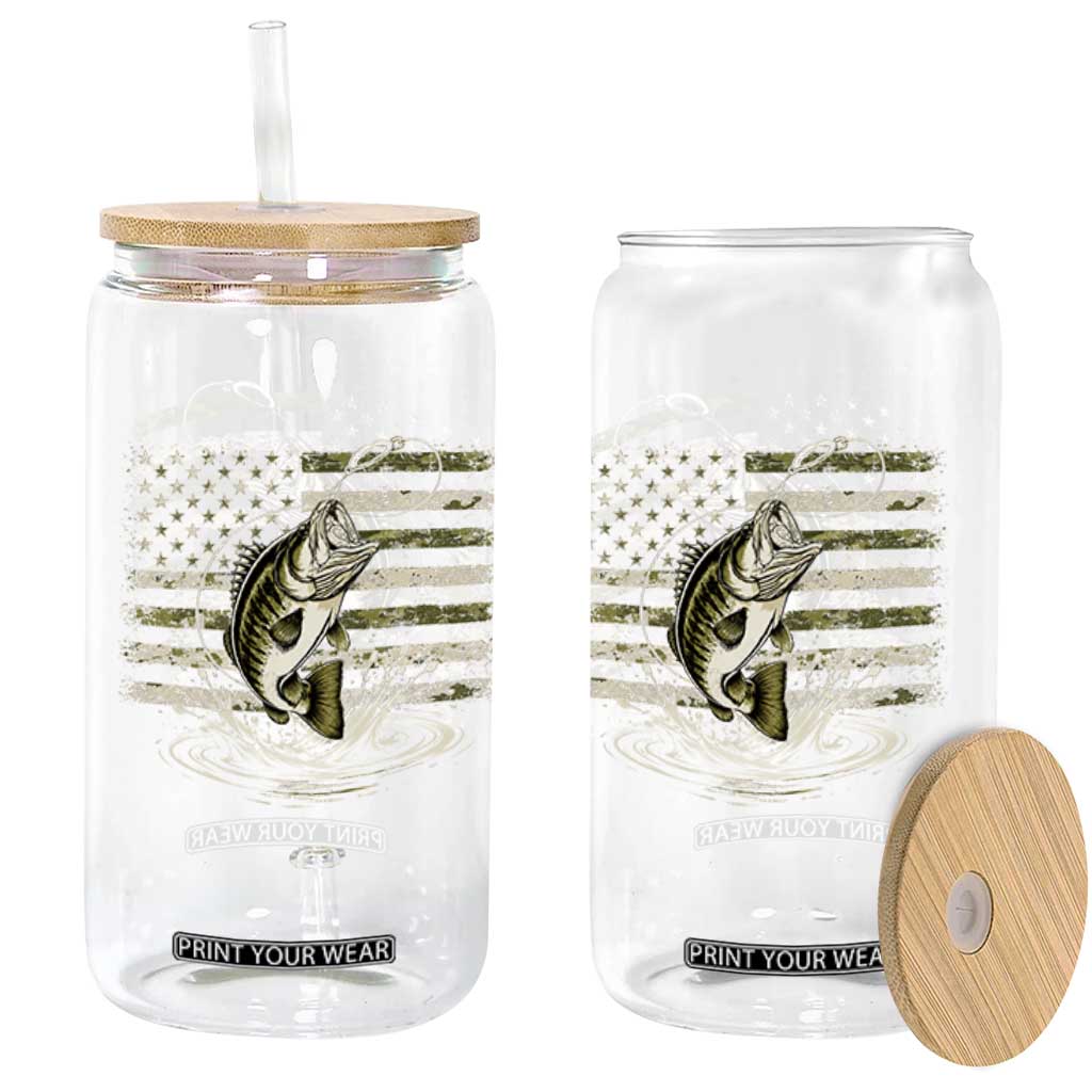 Vintage Bass Fishing Camouflage Glass Can Patriotic Largemouth Bass Angler Fishing Lovers Fisherman Camo US Flag