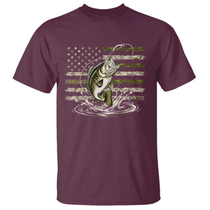 Vintage Bass Fishing Camouflage T Shirt Patriotic Largemouth Bass Angler Fishing Lovers Fisherman Camo US Flag