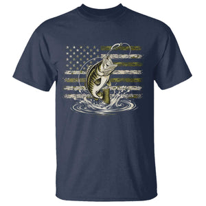 Vintage Bass Fishing Camouflage T Shirt Patriotic Largemouth Bass Angler Fishing Lovers Fisherman Camo US Flag