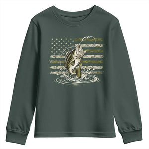 Vintage Bass Fishing Camouflage Youth Sweatshirt Patriotic Largemouth Bass Angler Fishing Lovers Fisherman Camo US Flag