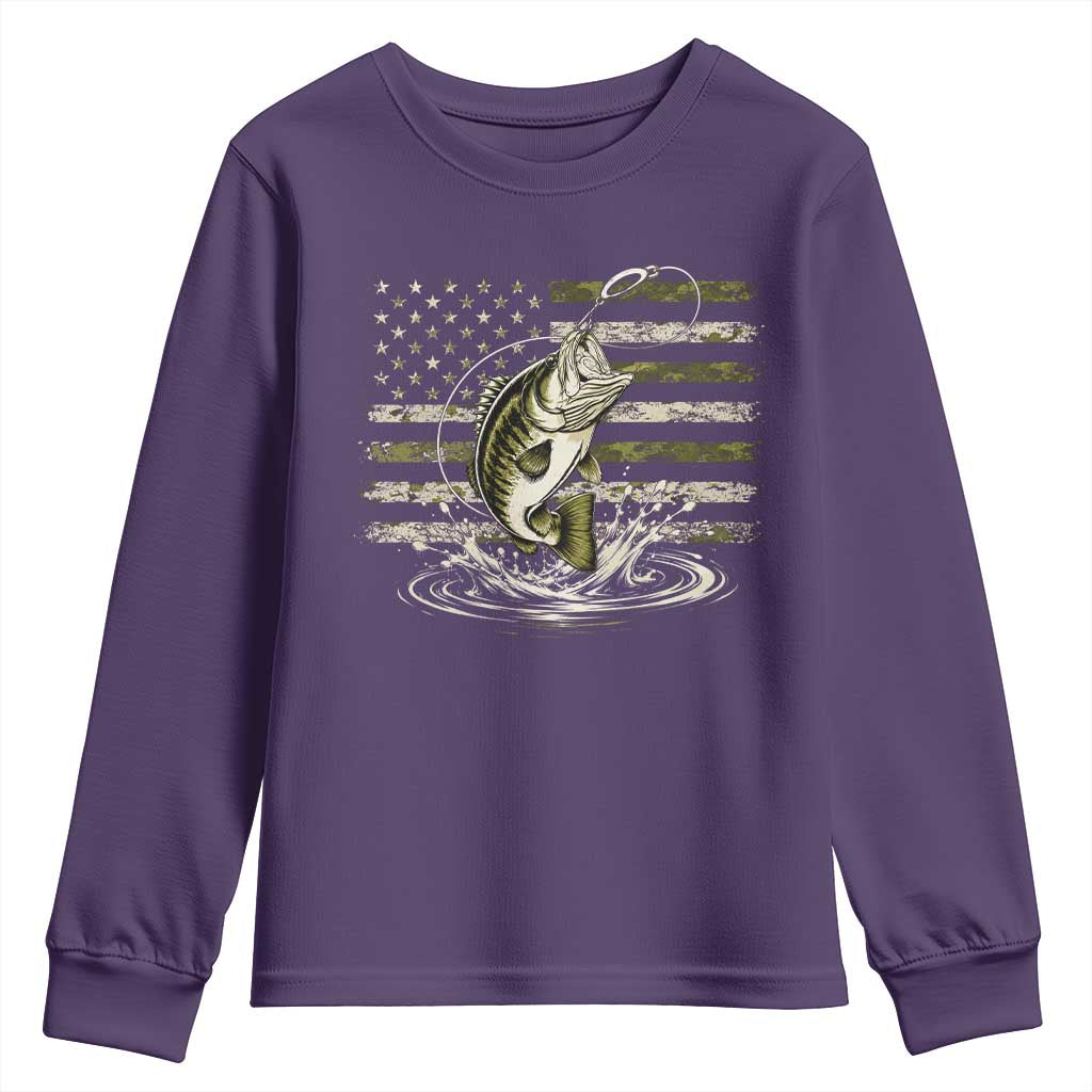 Vintage Bass Fishing Camouflage Youth Sweatshirt Patriotic Largemouth Bass Angler Fishing Lovers Fisherman Camo US Flag