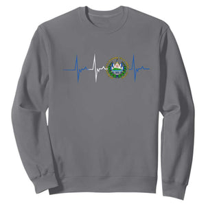 El Salvador Sweatshirt Vintage Salvadoran Flag Heartbeat Independence Day TS10 Charcoal Print Your Wear