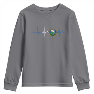 El Salvador Youth Sweatshirt Vintage Salvadoran Flag Heartbeat Independence Day TS10 Charcoal Print Your Wear