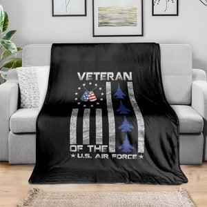 Veteran Of The US Air Force Throw Blanket Vintage Camo USA Flag Veterans TS10 Print Your Wear