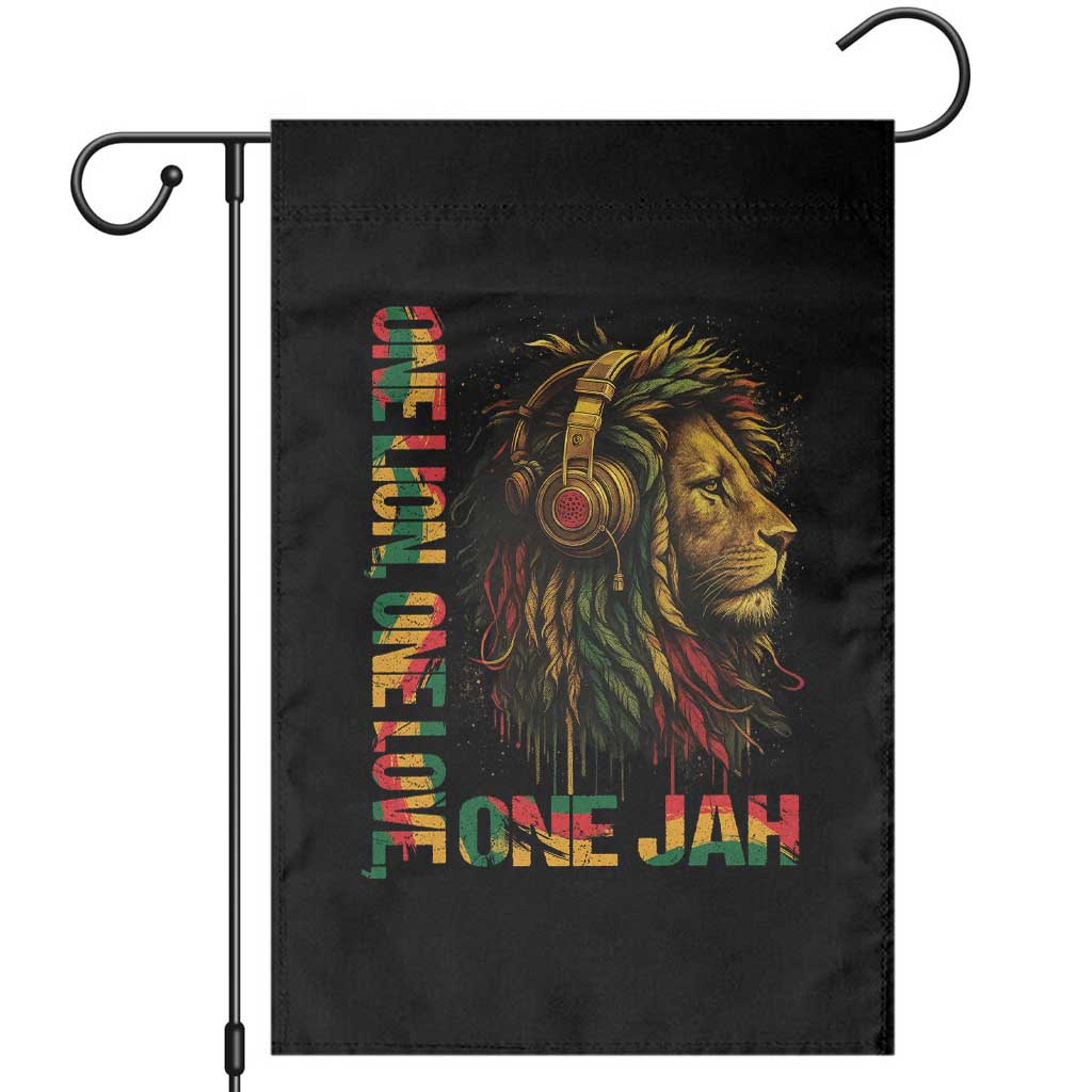 One Love Rasta Lion Garden Flag Rastafari Reggae Jamaica Roots Lion of Judah Dreadlocks TS10 Black Print Your Wear