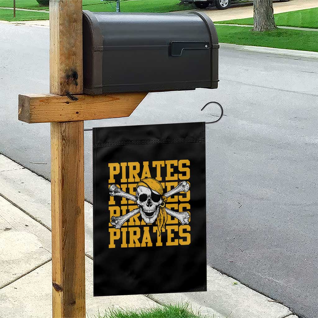 Retro Pirates Garden Flag Vintage Retro Skull Crossbones Baseball Fans TS10 Print Your Wear