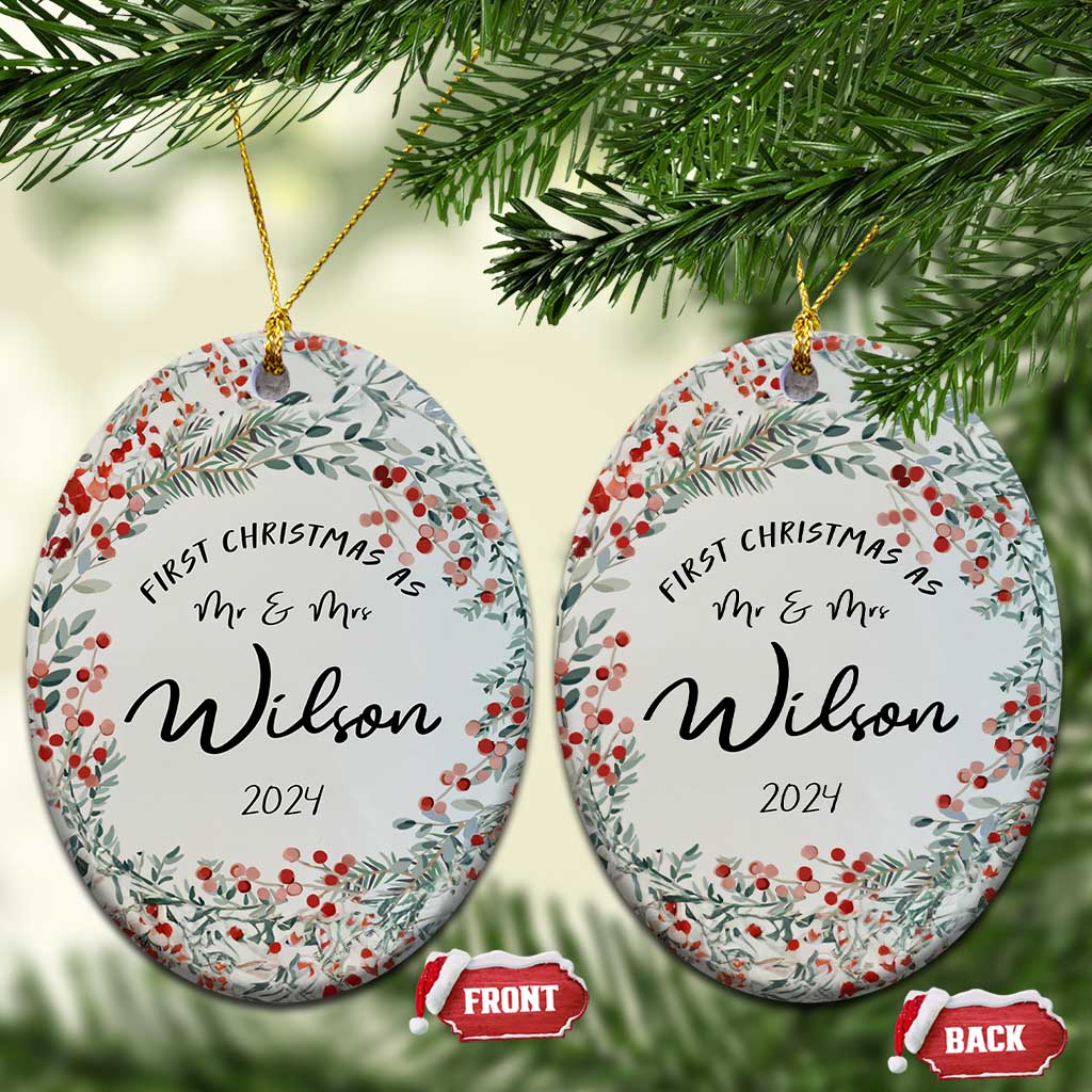 Personalised First Xmas as Mr & Mrs Christmas Ornament Custom Name Wedding Gifts for Newlywed Couple TS10 Oval White Print Your Wear