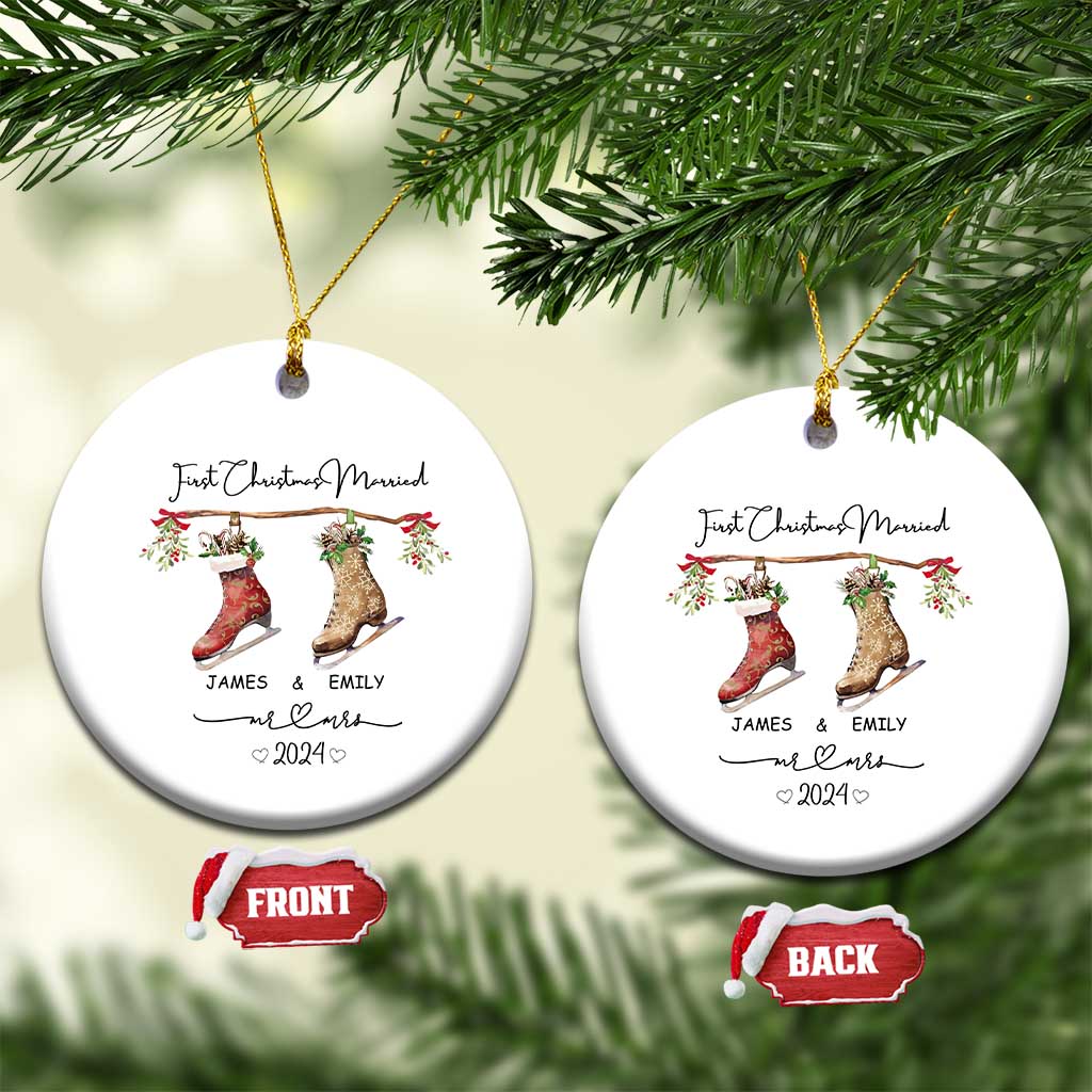 Personalised First Xmas Married Christmas Ornament Custom Name Mr & Mrs Wedding Gifts for Newlywed Couple TS10 Circle White Print Your Wear