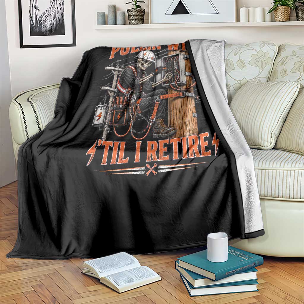 Electrician Lineman Skeleton Graphic Throw Blanket Pullin Wire Til I Retire